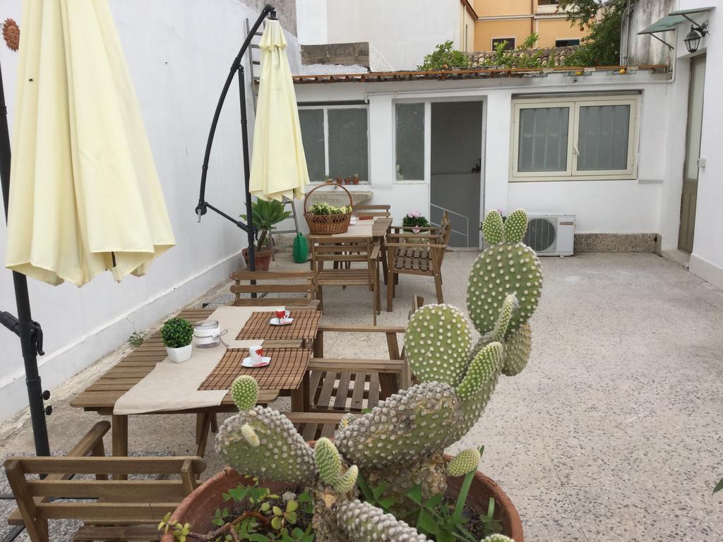 הוילה נוטו Case Vacanze Le Rose מראה חיצוני תמונה