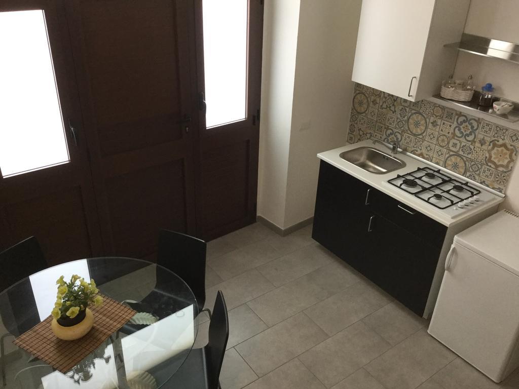 הוילה נוטו Case Vacanze Le Rose מראה חיצוני תמונה