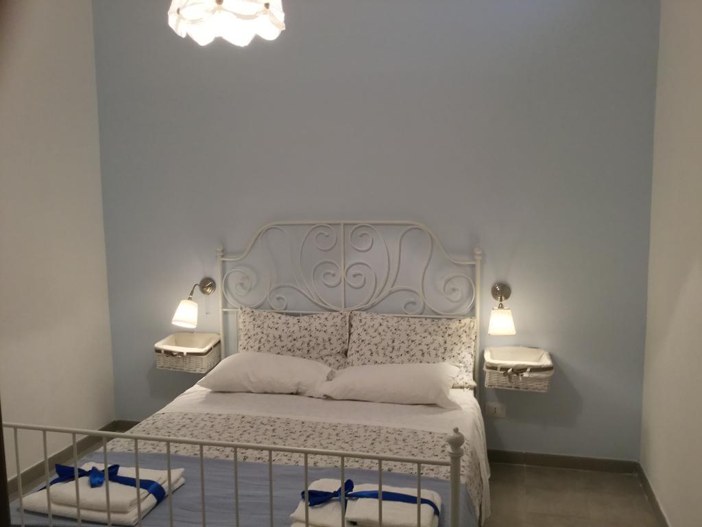 הוילה נוטו Case Vacanze Le Rose מראה חיצוני תמונה