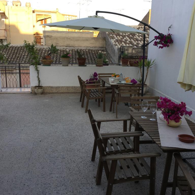 הוילה נוטו Case Vacanze Le Rose מראה חיצוני תמונה