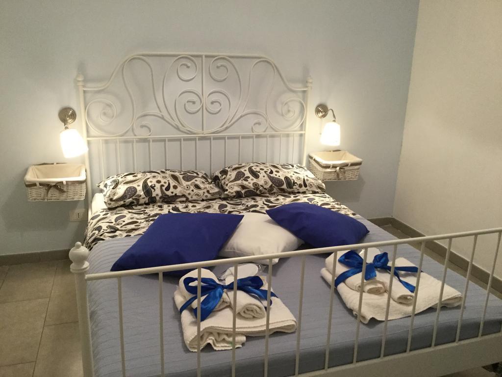 הוילה נוטו Case Vacanze Le Rose מראה חיצוני תמונה